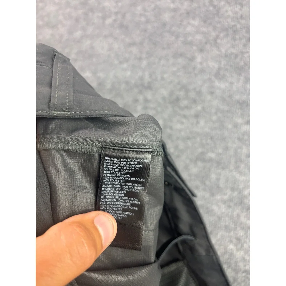 The North Face Convertible Pants Mens 38 Short Gray Ripstop Hiking Cargo